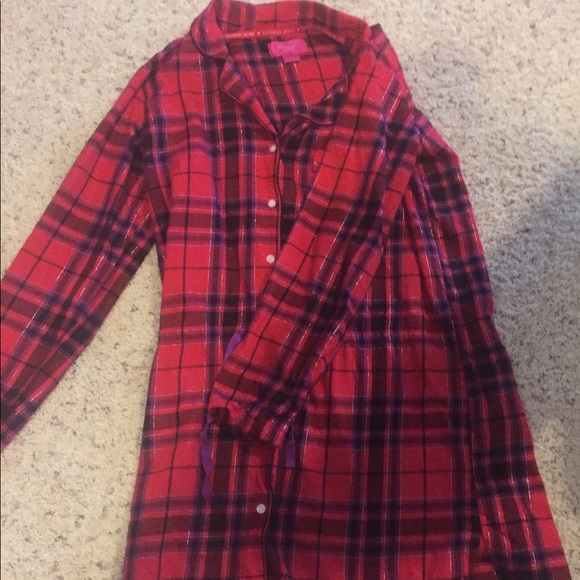 Victoria secret night shirt - Picture 2 of 3